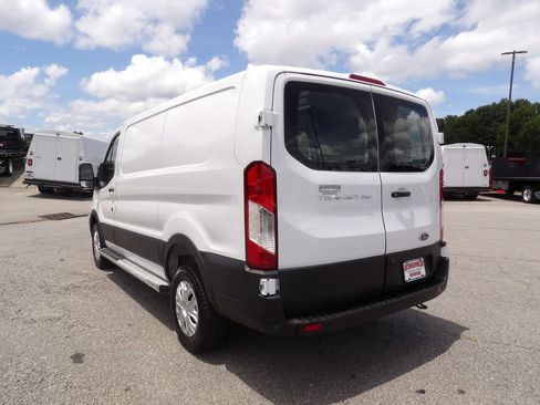 Used 2025 Ford Transit 250 Low Roof w/ Exterior Upgrade Package RWD image 5