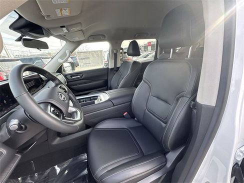 New 2026 Nissan Armada SV image 11