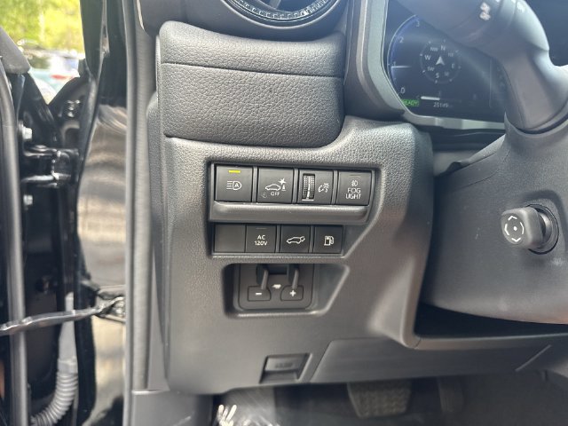 Used 2024 Toyota Land Cruiser AWD/4WD image 26