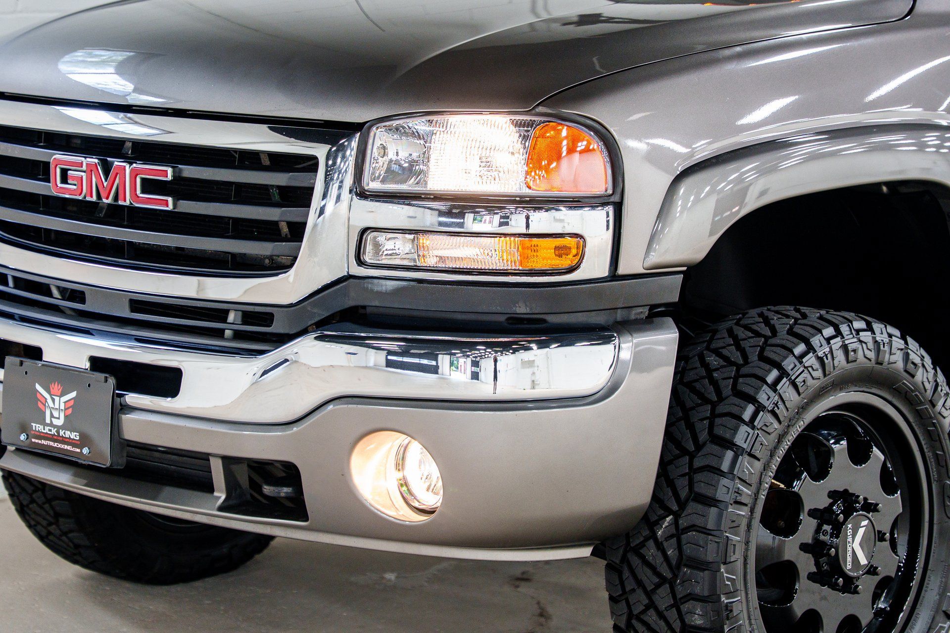 Used 2007 GMC Sierra 3500 SLT w/ Heavy-Duty Power Package AWD/4WD image 31
