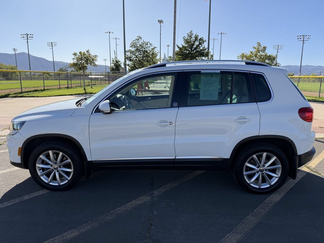 Used 2017 Volkswagen Tiguan Wolfsburg Edition AWD/4WD image 7