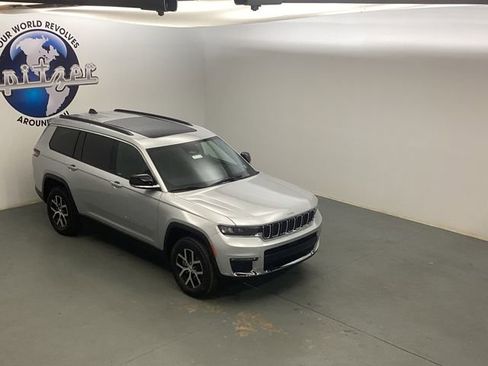 New 2025 Jeep Grand Cherokee L Limited w/ Luxury Tech Group II image 12