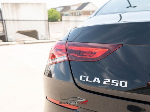 Used 2020 Mercedes-Benz CLA 250 w/ Premium Package image 45