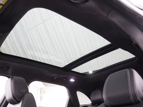 Used 2020 Jaguar F-PACE S AWD/4WD image 40