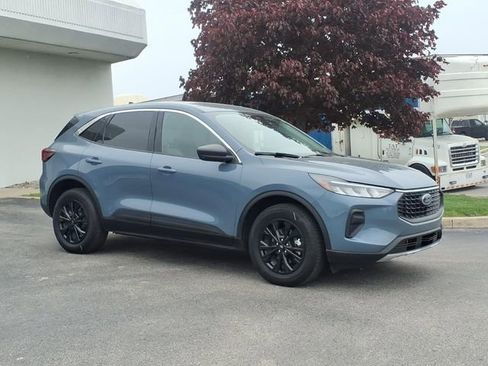 Used 2023 Ford Escape Active AWD/4WD image 23