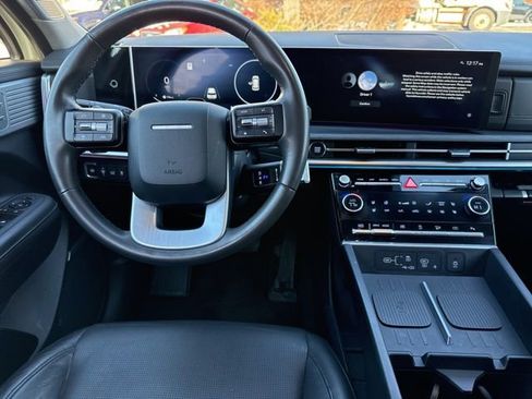 Used 2024 Hyundai Santa Fe Limited image 24