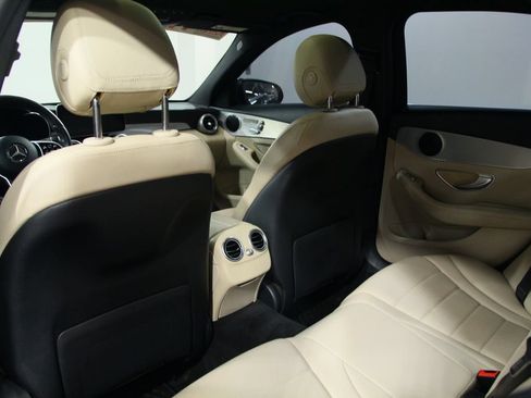 Certified 2019 Mercedes-Benz C 300 4MATIC Sedan image 26