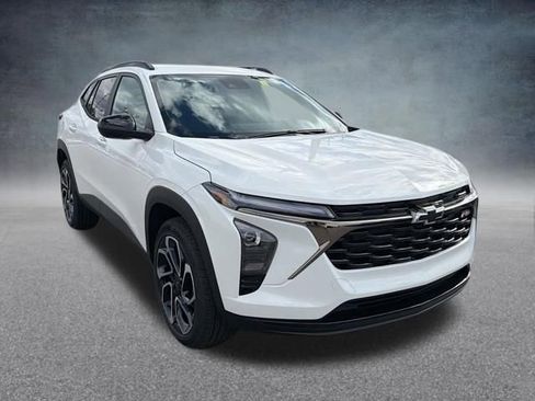 New 2026 Chevrolet Trax RS w/ Driver Confidence Package image 9