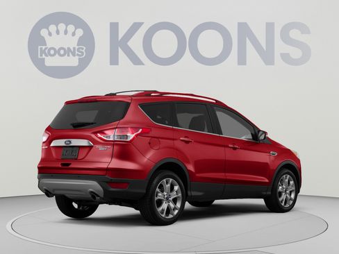 Used 2015 Ford Escape Titanium AWD/4WD image 4