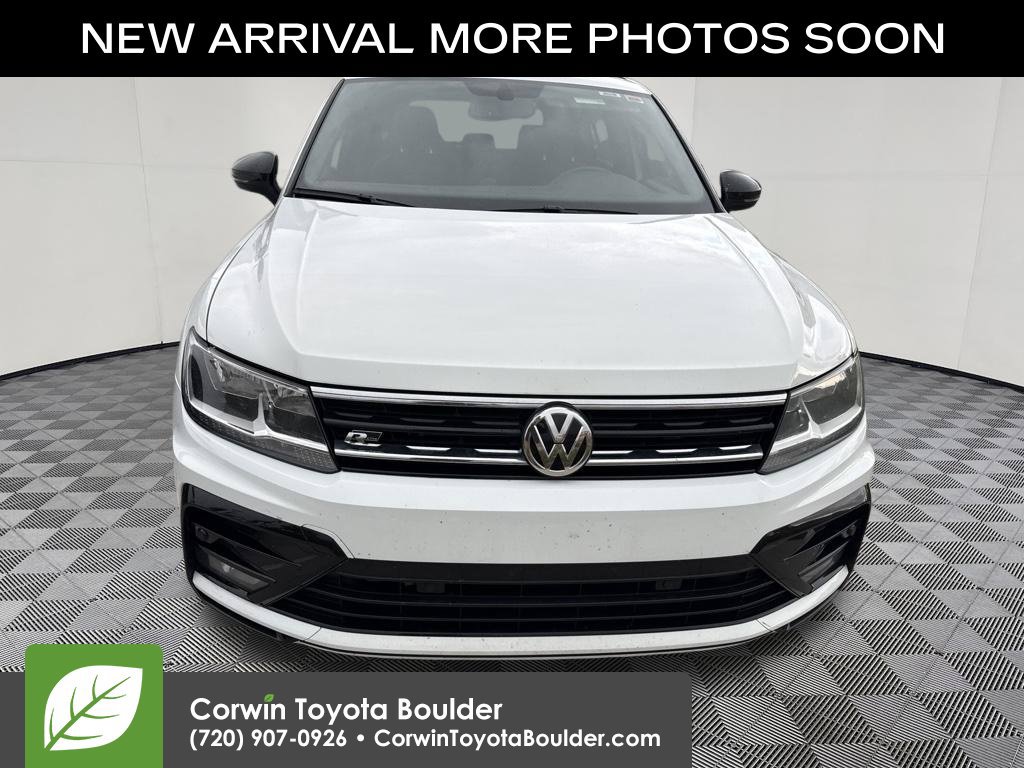 Used 2021 Volkswagen Tiguan SE R-Line AWD/4WD image 2