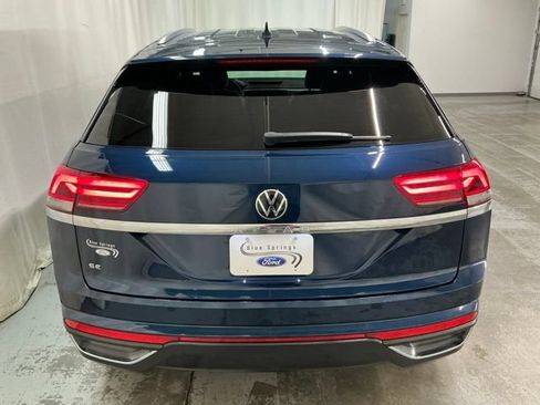 Used 2021 Volkswagen Atlas Cross Sport SE FWD image 5