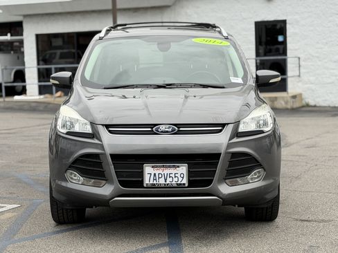 Used 2014 Ford Escape Titanium image 2