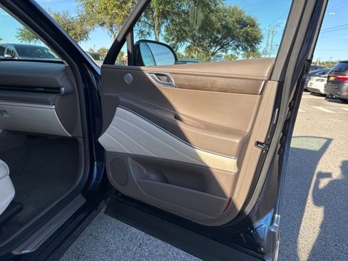 Used 2024 Genesis GV80 2.5T image 13