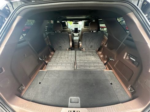 Used 2022 Ford Explorer King Ranch w/ Technology Package AWD/4WD image 17
