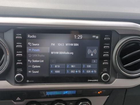 Certified 2022 Toyota Tacoma SR5 image 23