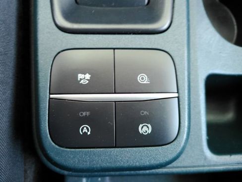 Used 2022 Ford Maverick XL image 42