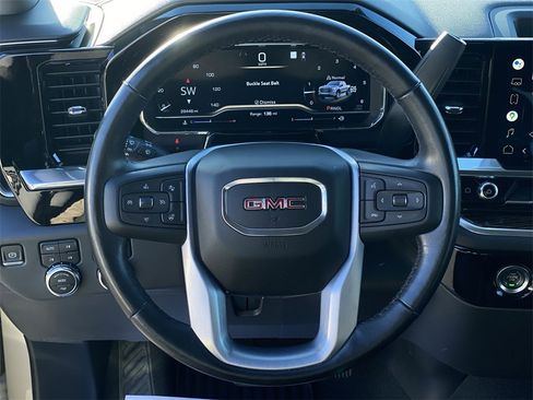 Used 2022 GMC Sierra 1500 Elevation w/ X31 Off-Road Package image 19