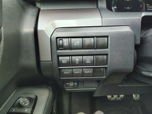 Used 2024 Toyota Tacoma TRD Sport w/ TRD Sport Upgrade Package AWD/4WD image 13