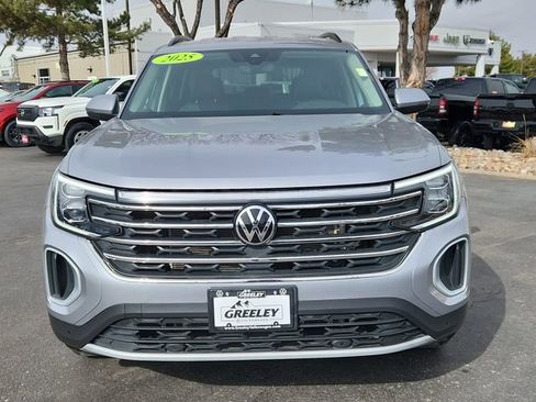 Used 2025 Volkswagen Atlas SE image 5