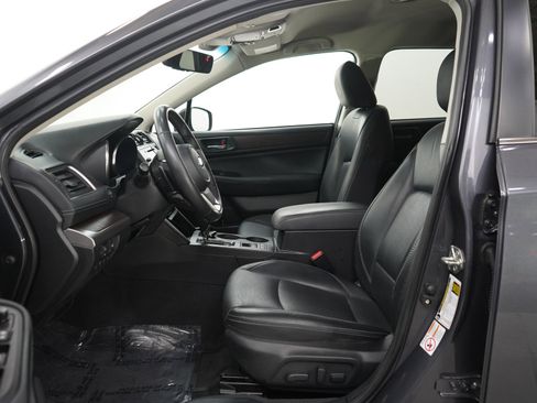 Used 2019 Subaru Outback 2.5i Limited w/ Popular Package #2 image 19