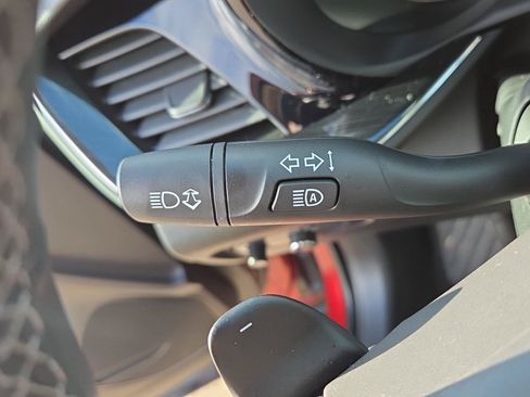 Used 2023 Buick Envision Preferred w/ Sport Touring Package AWD/4WD image 28