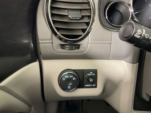 Used 2017 Buick Enclave Leather FWD image 29