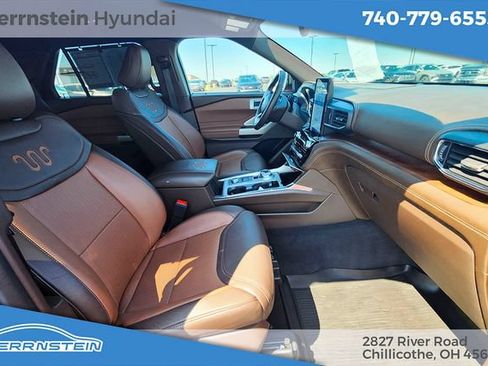 Used 2022 Ford Explorer King Ranch w/ Premium Technology Package AWD/4WD image 37