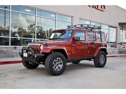 Used 2014 Jeep Wrangler Unlimited Rubicon w/ Connectivity Group