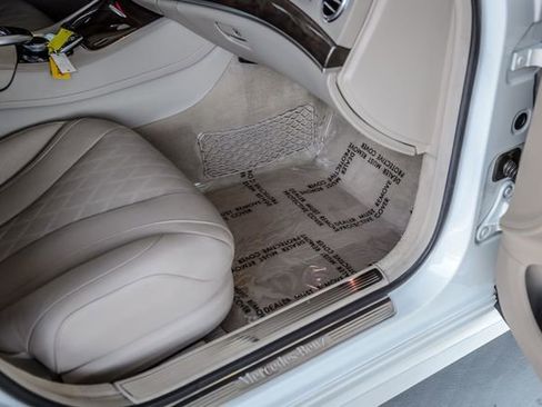 Used 2018 Mercedes-Benz S 560 Sedan image 45