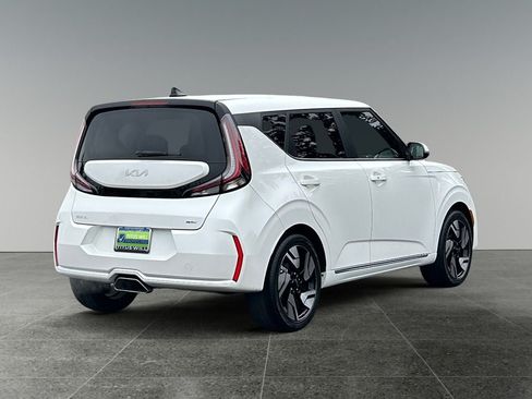 Used 2023 Kia Soul GT-Line w/ GT-Line Technology Package FWD image 9