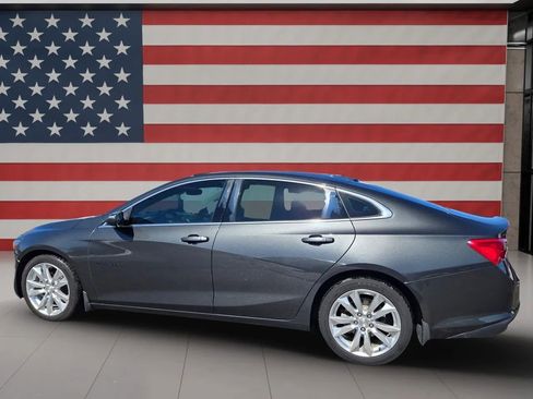 Used 2018 Chevrolet Malibu Hybrid Sedan 4D w/ Leather Package image 5