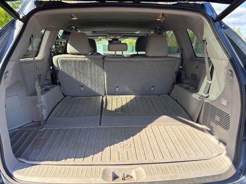 Used 2017 Toyota Highlander XLE AWD/4WD image 21