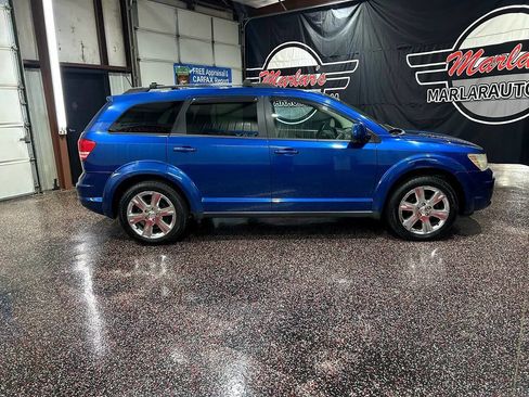 Used 2009 Dodge Journey SXT w/ Chrome Appearance Group image 12