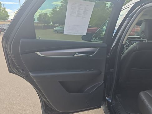 Used 2019 Cadillac XT5 Premium Luxury w/ LPO, Black Ice Package image 15