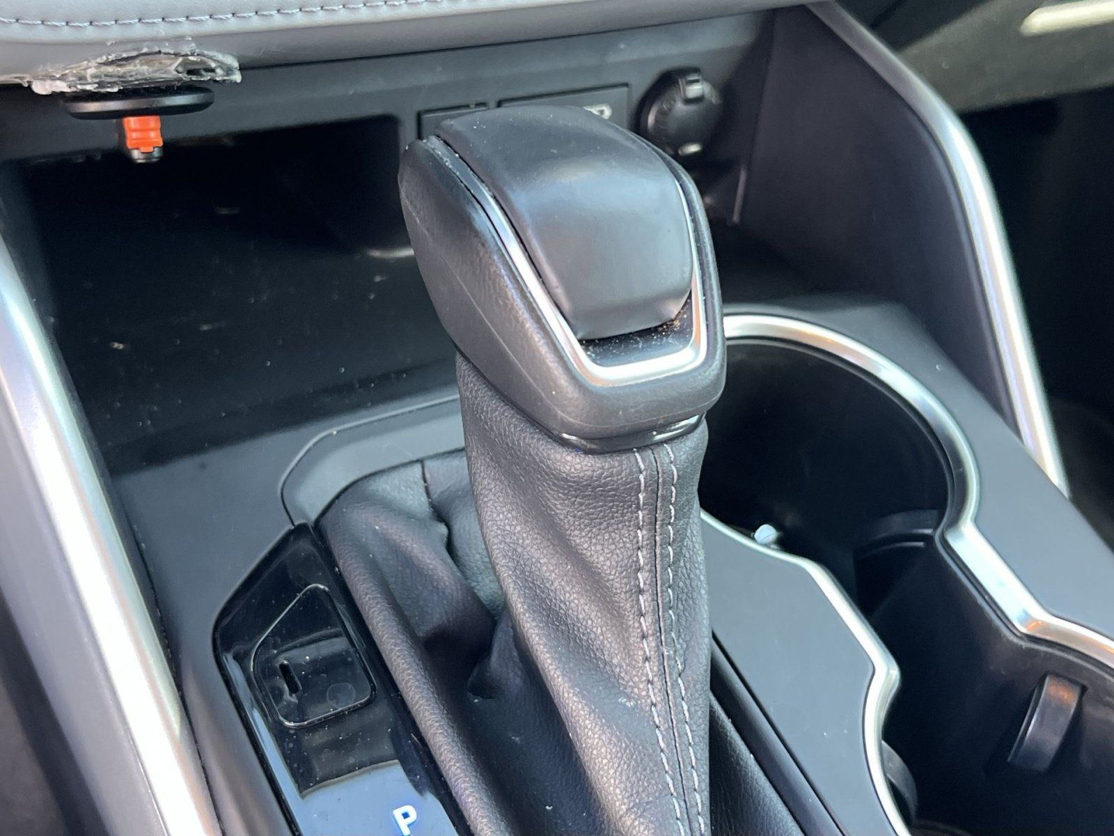 Used 2022 Toyota Highlander XLE AWD/4WD image 22