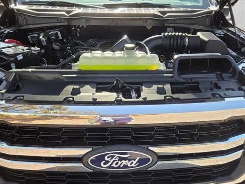 New 2026 Ford F150 Lariat w/ Equipment Group 502A High image 17