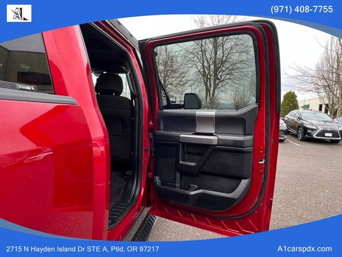 Used 2017 Ford F150 XLT w/ Equipment Group 302A Luxury AWD/4WD image 14