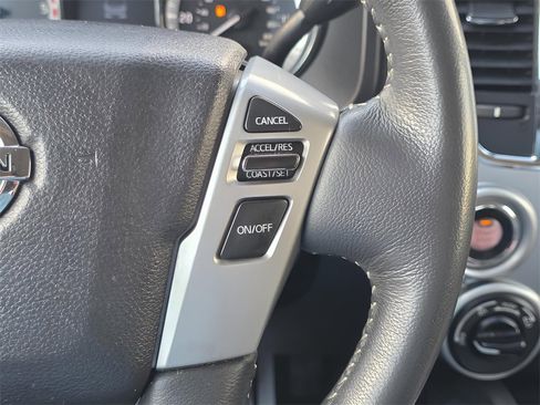 Used 2016 Nissan Titan PRO-4X w/ Pro-4x Convenience Package image 24