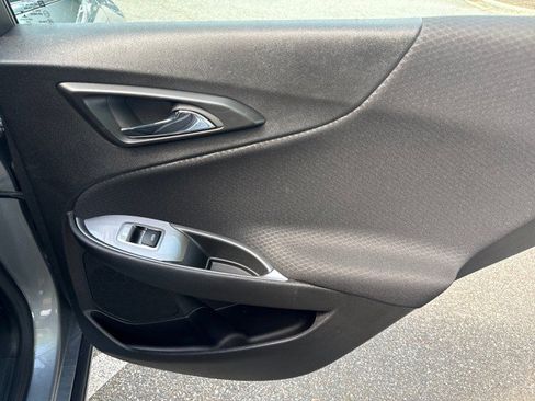 Used 2024 Chevrolet Malibu LT image 36