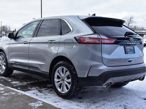 Used 2024 Ford Edge Titanium image 10