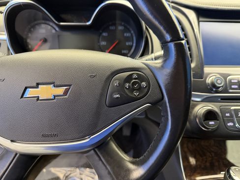 Used 2015 Chevrolet Impala LT w/ Convenience Package FWD image 16
