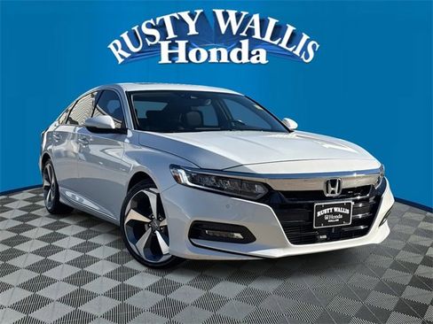 Used 2020 Honda Accord Touring image 1