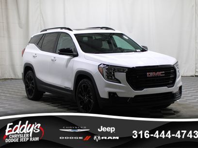 Used 2024 GMC Terrain SLT w/ Infotainment Package II