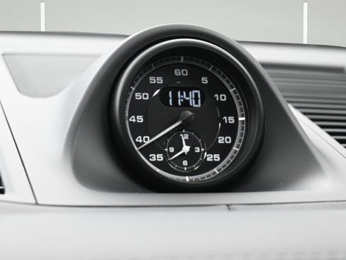Certified 2026 Porsche Macan S AWD/4WD image 12