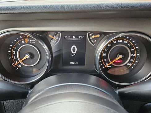 Used 2021 Jeep Wrangler Unlimited Sport AWD/4WD image 11