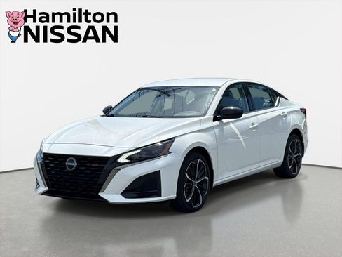 Used 2024 Nissan Altima 2.5 SR AWD/4WD image 5