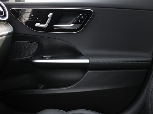 New 2025 Mercedes-Benz C 300 4MATIC Sedan image 32