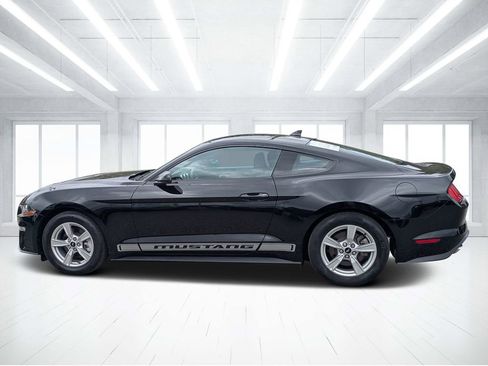 Used 2023 Ford Mustang Coupe RWD image 6