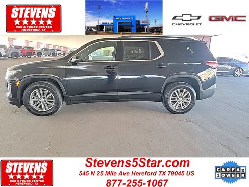 Used 2022 Chevrolet Traverse LT image 1