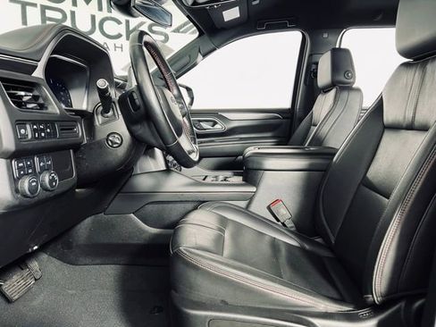 Used 2024 Chevrolet Suburban RST w/ Luxury Package AWD/4WD image 8